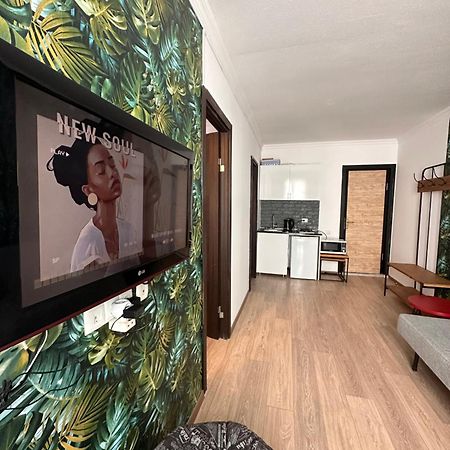 Thea'S Apartment กูเดาริ ภายนอก รูปภาพ