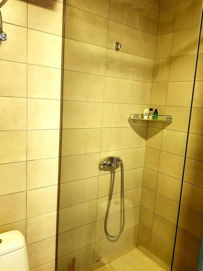 Thea'S Apartment กูเดาริ ภายนอก รูปภาพ