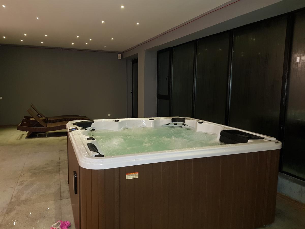 Thea'S Apartment กูเดาริ ภายนอก รูปภาพ
